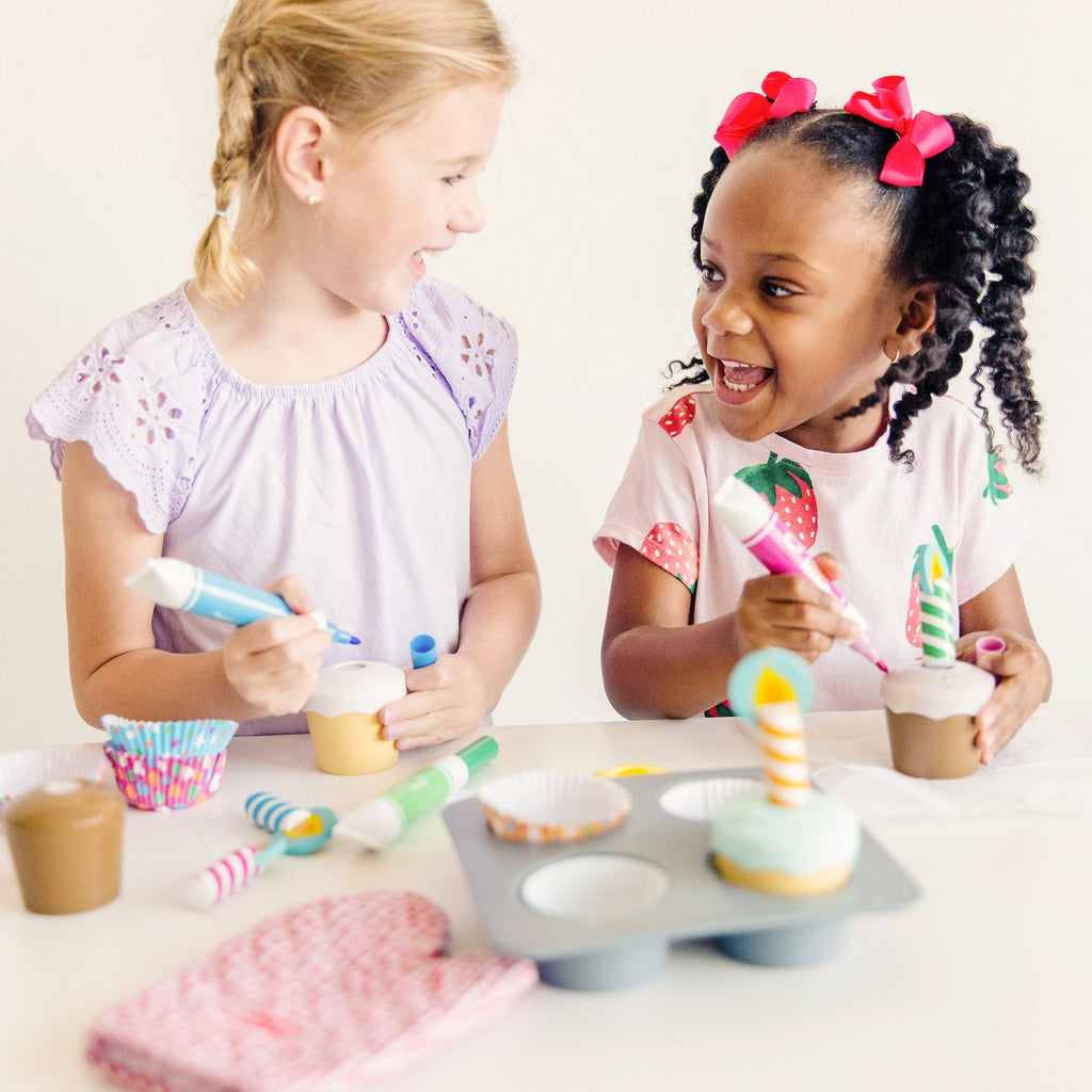 Educational Bake & Decorate Wooden Cupcake Play Set