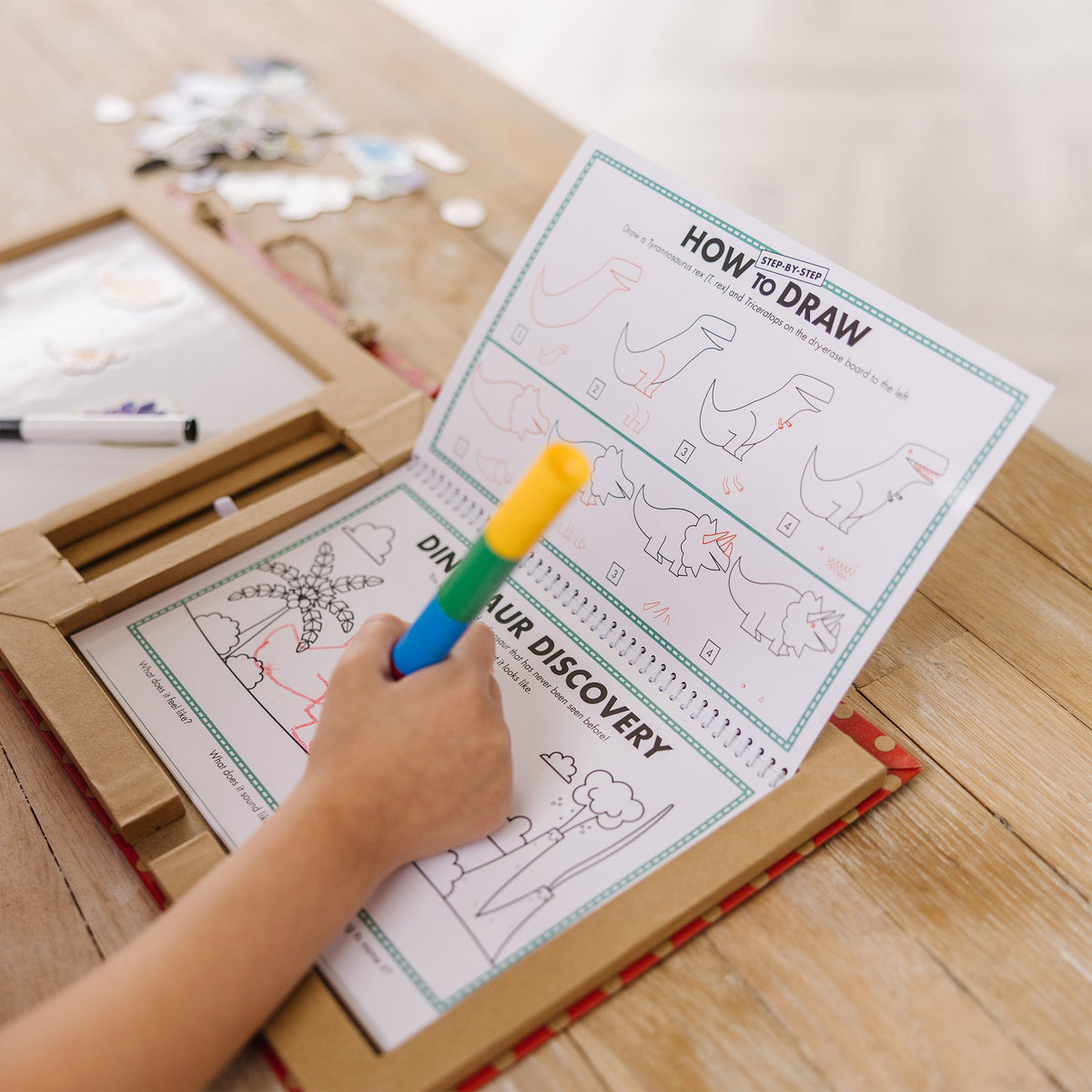 Educational Natural Play Play Draw Create Reusable Drawing & Magnet Kit Dinosaurs